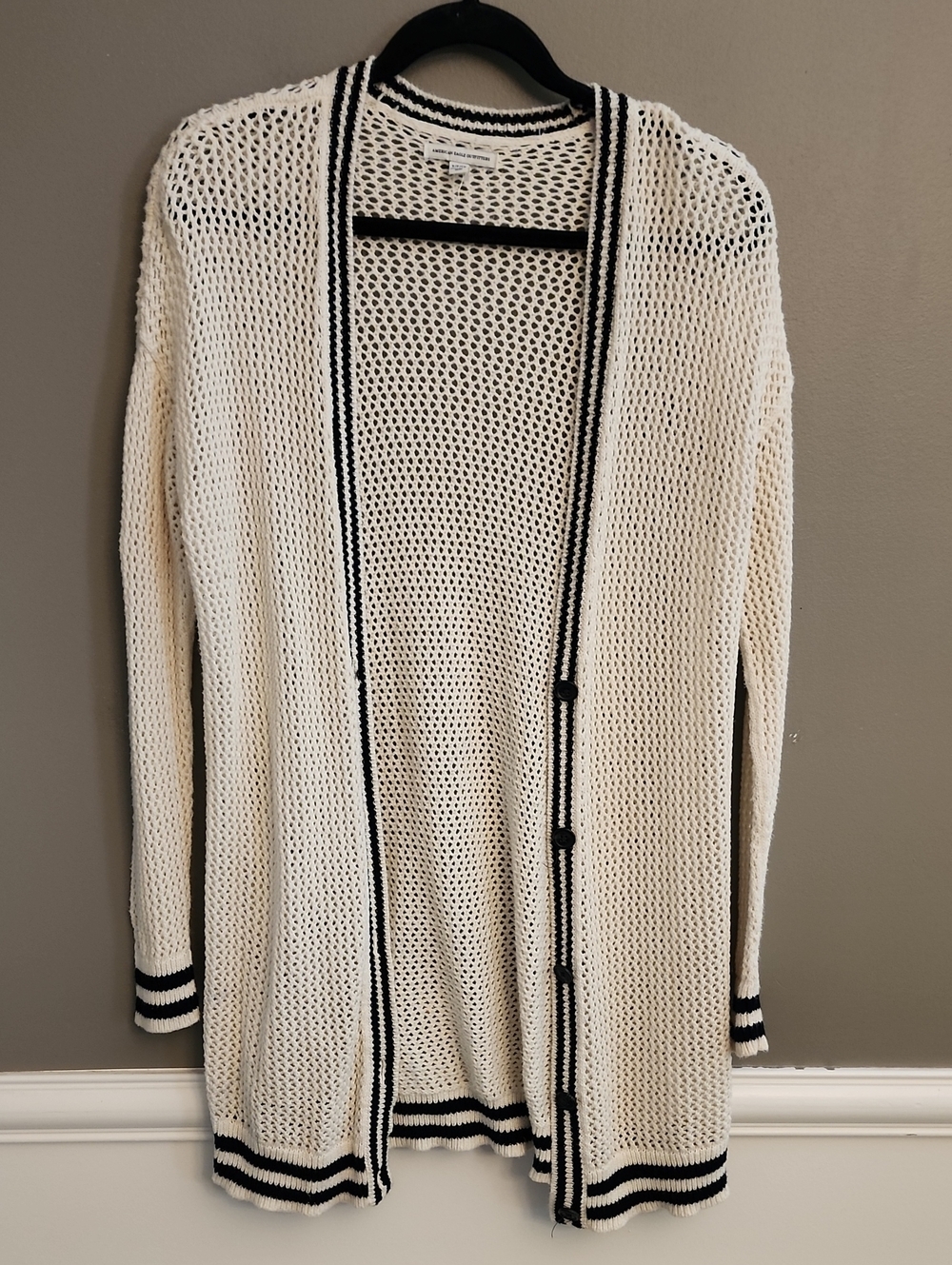 American Eagle Cream Open Knit Cardigan